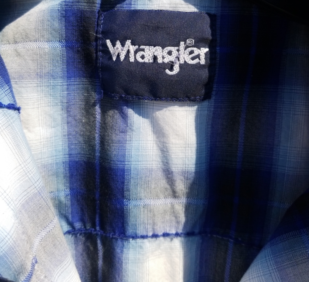 Mens sm Wrangler shirt - Picture 3 of 4